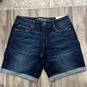 Women’s American Eagle Tomgirl Bermuda Jean shorts size 14